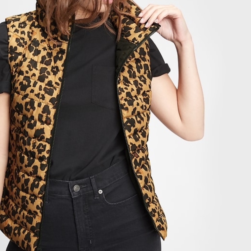 Gap Leopard Upcycled Lightweight Puffer Vest